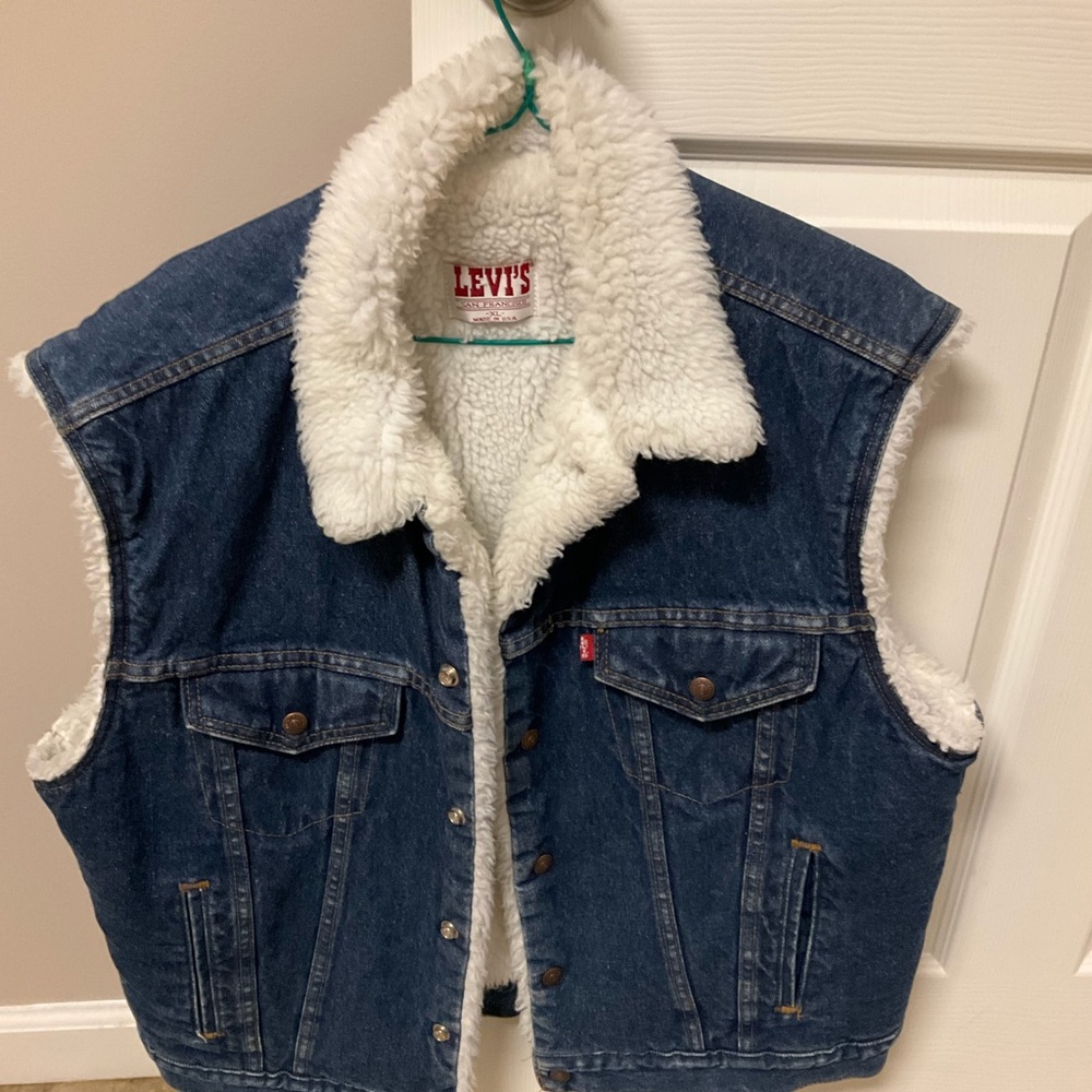 Vintage Levi's White Sherpa Lined Vest